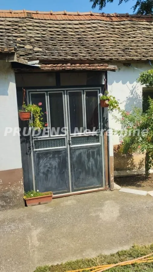 Sale, house, 300m², Dobanovci, Surčin