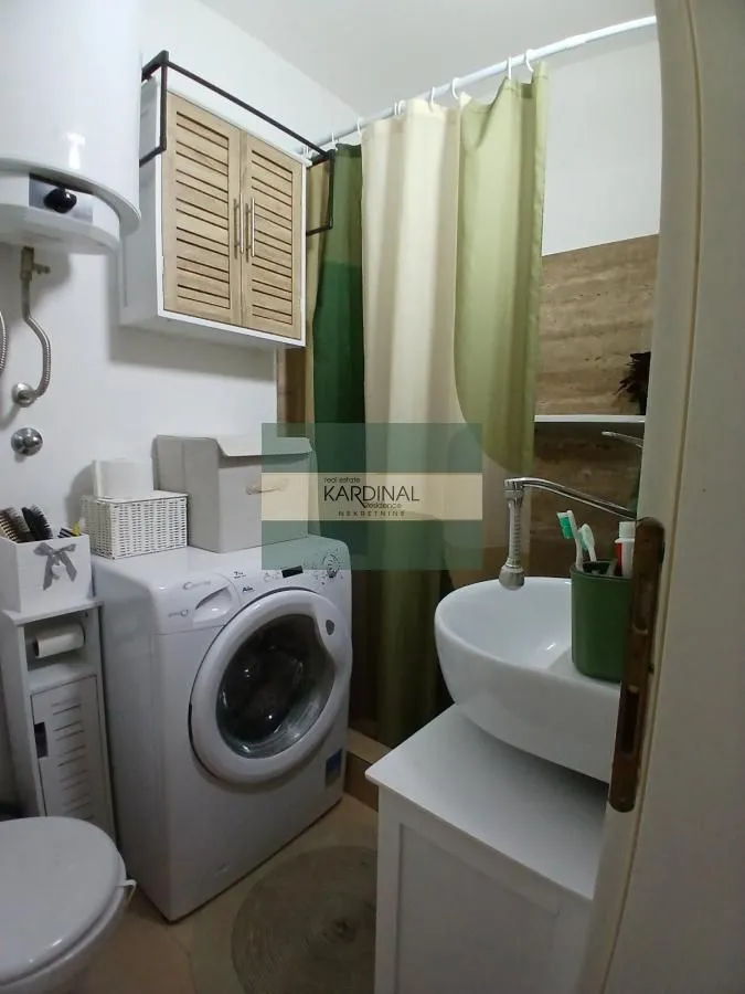 Prodaja, garsonjera, 27m², Kajsijar, Jagodina