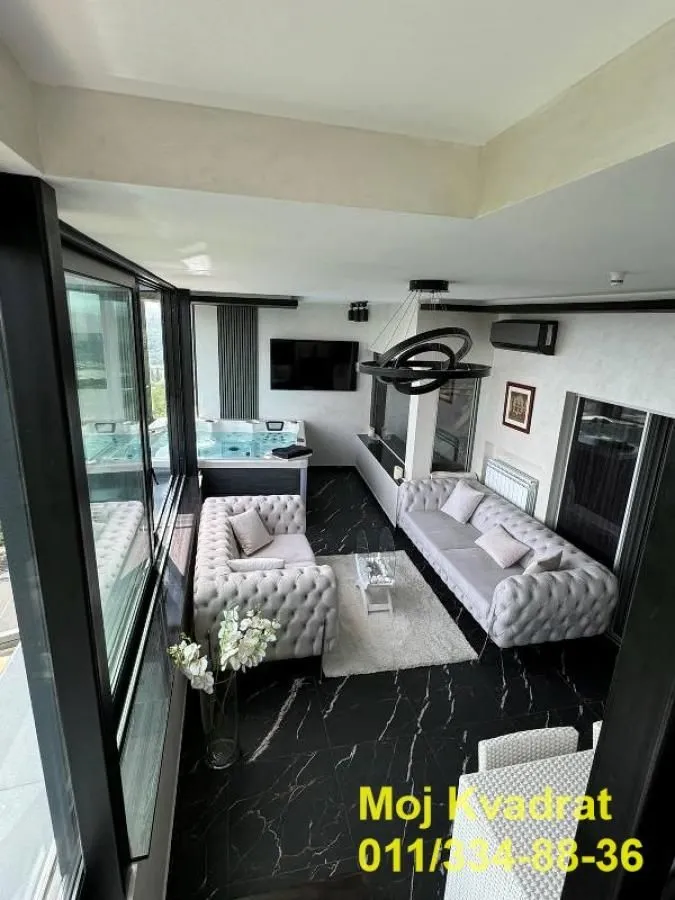 Sale, apartment, 270m², Skojevsko Naselje, Beograd