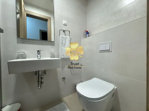 Izdavanje, dvosoban stan, 70m², Master Kvart, Podgorica