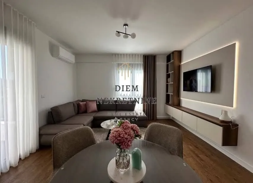 Rent, one bedroom apartment, 45m², Čeluga, Bar