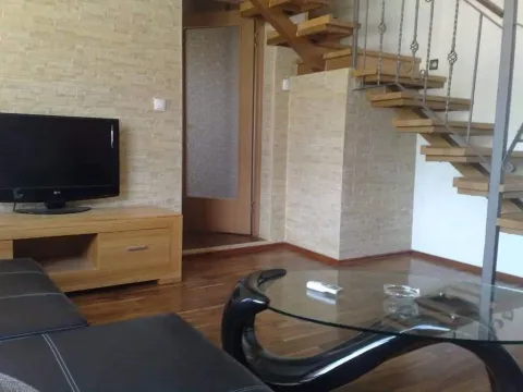 Prodaja, stan, 81m², Centar, Budva - image 1