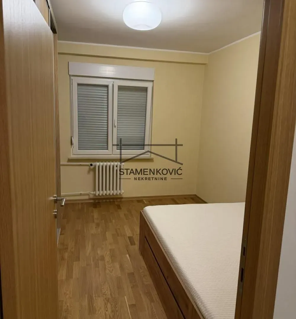 Izdavanje, jednosoban stan, 56m², Detelinara, Novi Sad Sve Podlokacije