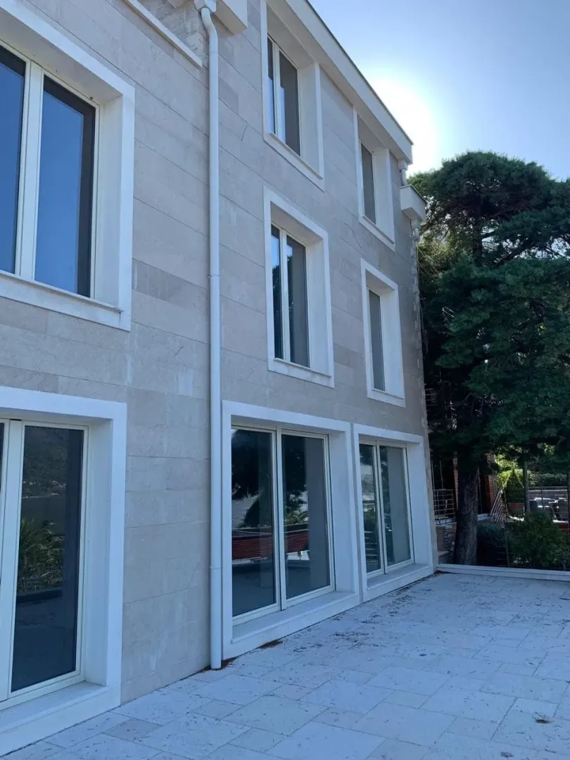 Prodaja, kuća, 500m², Dobrota, Kotor