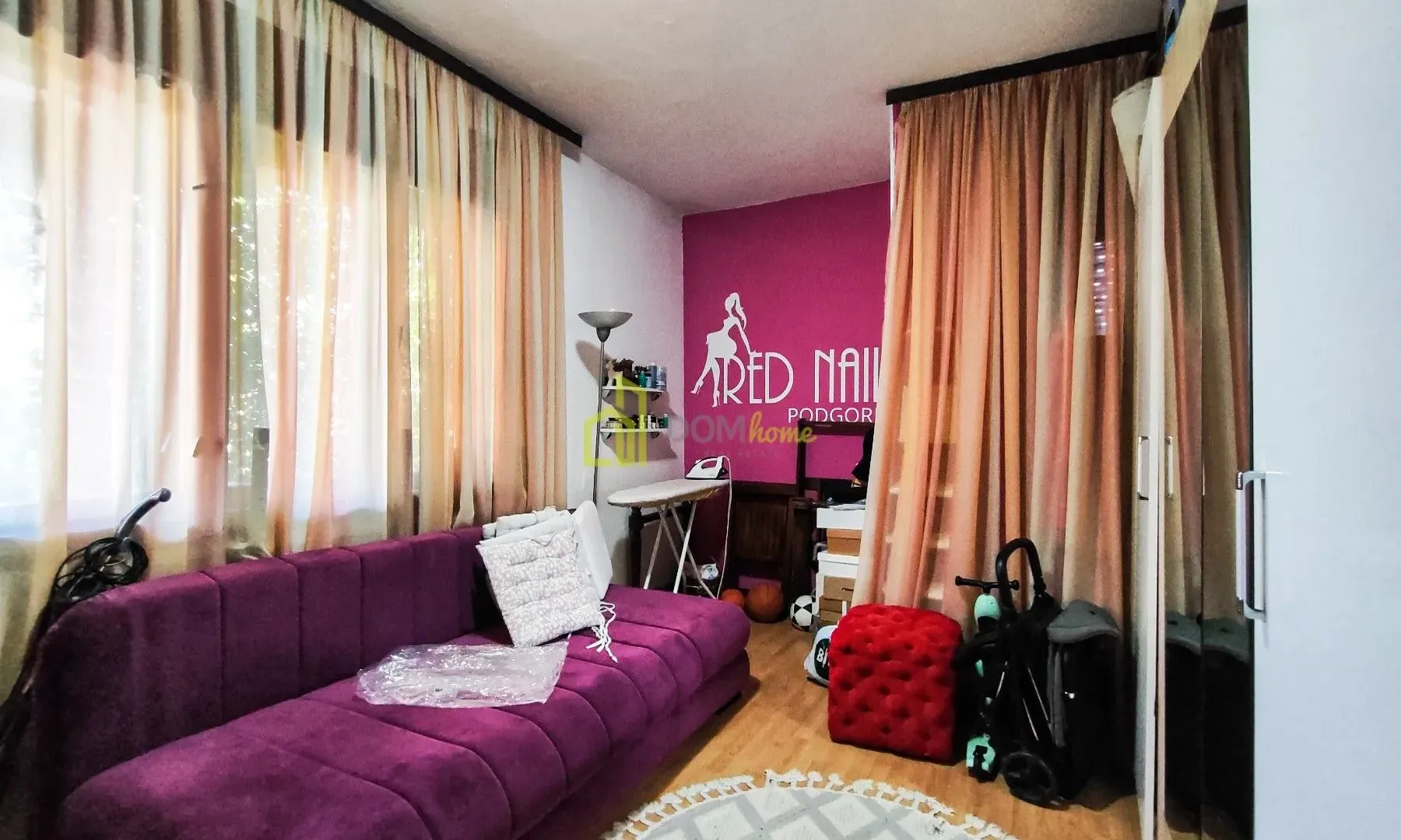 Prodaja, kuća, 250m², Tološi, Podgorica
