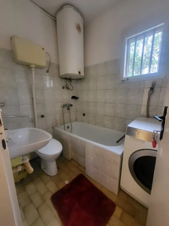 Izdavanje, dvosoban stan, 40m², Podgorica, Crna Gora