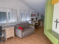 Izdavanje, kuća, 240m², Donja Gorica, Podgorica - image 11