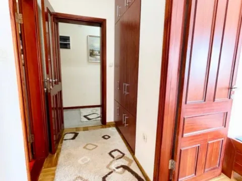 Izdavanje, dvosoban stan, 70m², Zabjelo, Podgorica - image 6