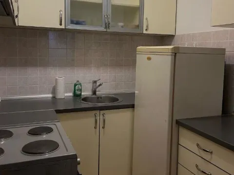 Izdavanje, jednosoban stan, 40m², City Kej, Podgorica - image 2