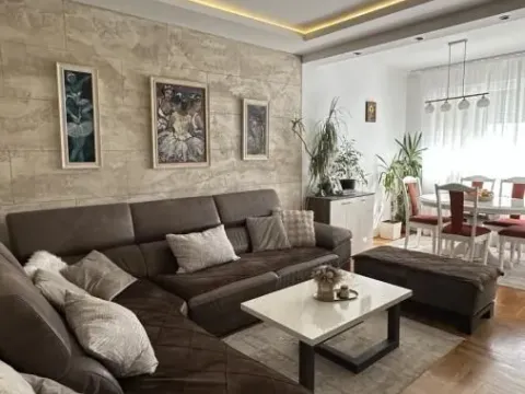 Stan in Novo naselje