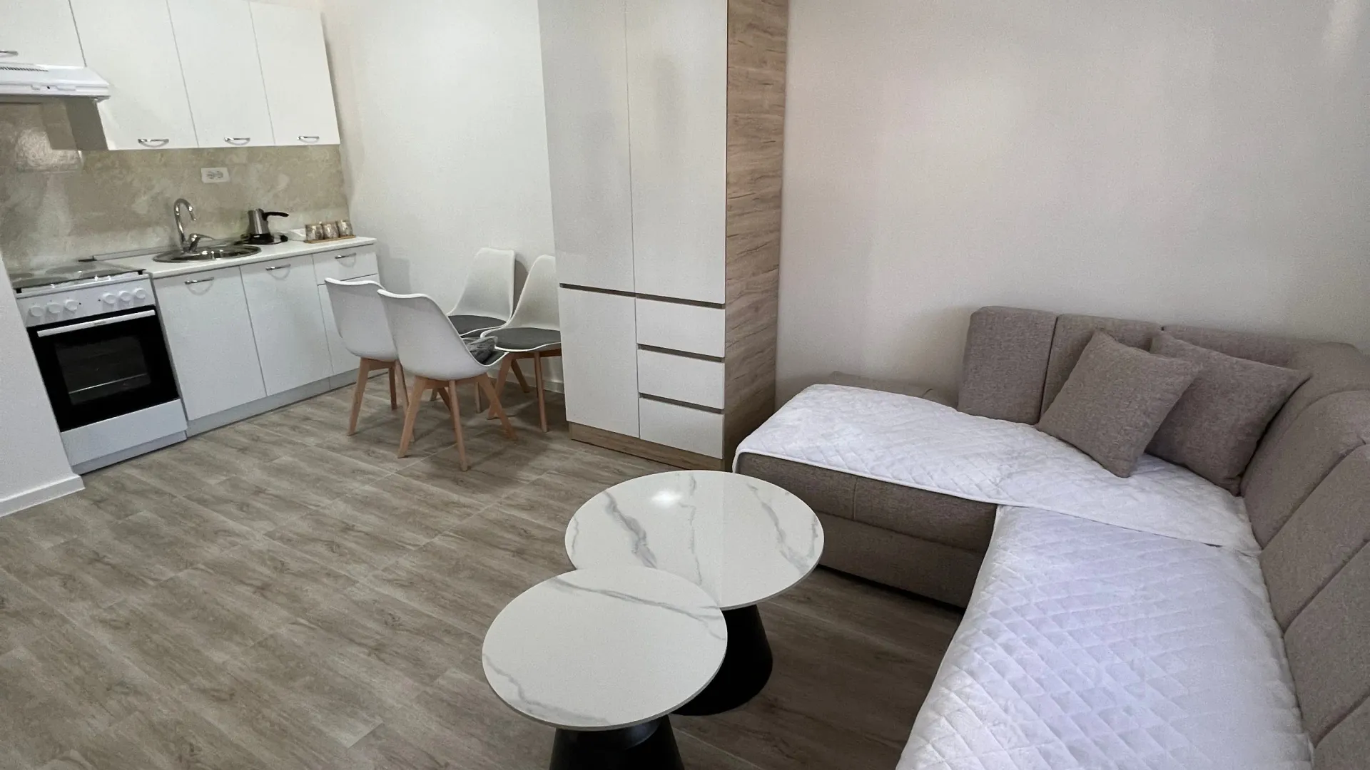 Rent, studio apartment, 25m², Šušanj, Bar