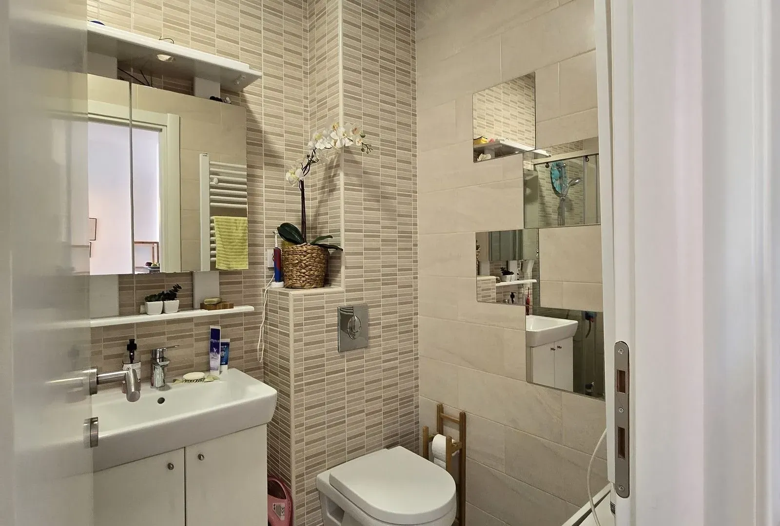 Prodaja, jednosoban stan, 59m², Tivat, Crna Gora