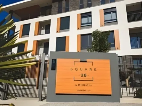 Izdavanje, trosoban stan, City Kvart, Podgorica - image 9