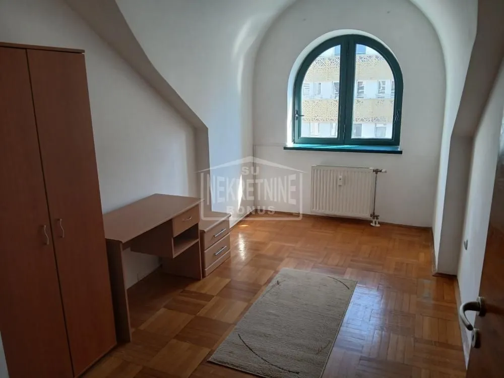 Sale, three bedroom apartment, 98m², Centar, Subotica