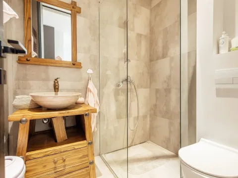 Sale, house, 549m², Dub, Kotor - image 17