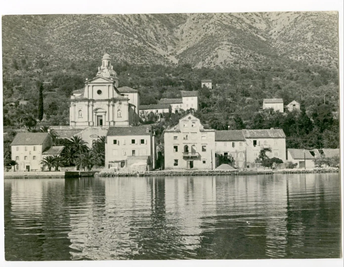 Prodaja, kuća, 608m², Prčanj, Kotor