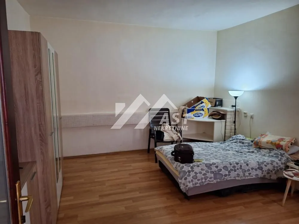Rent, house, 40m², Avijatičarsko naselje, Novi Sad Sve Podlokacije