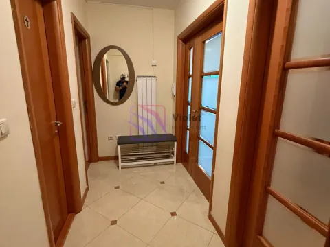 Sale, two bedroom apartment, 75m², Podgorica, Crna Gora - image 13