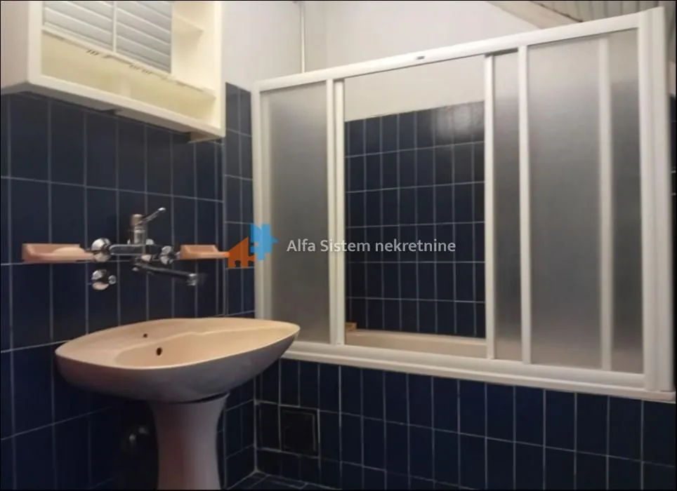 Izdavanje, kuća, 330m², Savski Venac, Beograd