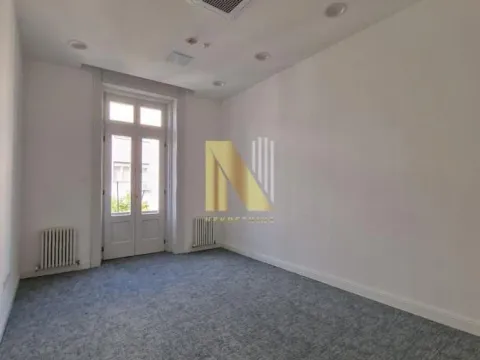 Izdavanje, poslovni prostor, 430m², Centar, Novi Sad - image 6