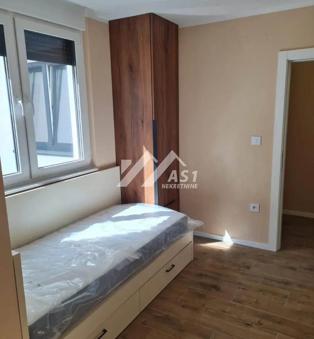 Rent, four bedroom apartment, 80m², Veternička rampa, Novi Sad Sve Podlokacije