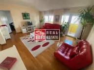 Prodaja, trosoban stan, 85m², Vračar Centar, Vračar Sve Podlokacije - image 2