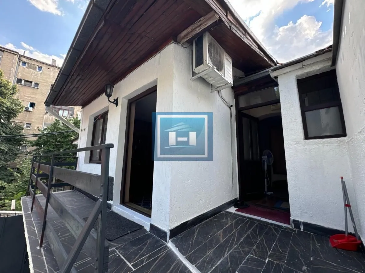 Sale, house, 90m², Savski Venac, Beograd
