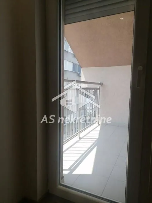 Izdavanje, trosoban stan, 62m², Lekino Brdo, Voždovac Sve Podlokacije