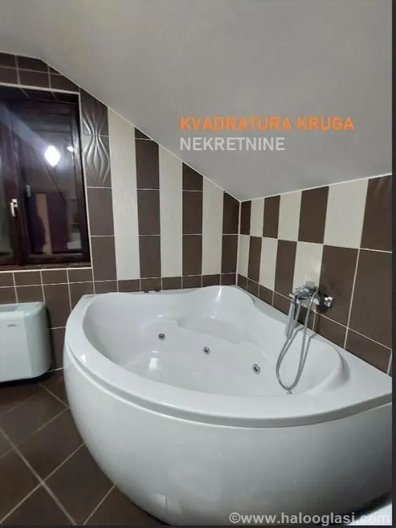 Sale, house, 325m², Sopot, Beograd