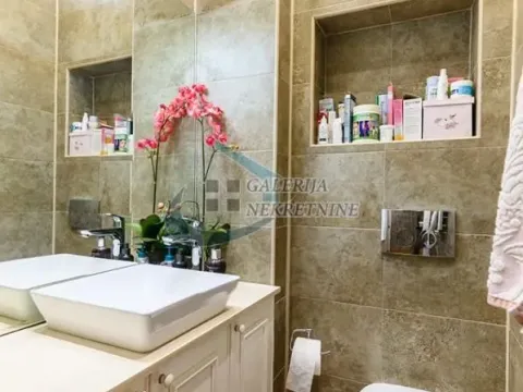Prodaja, trosoban stan, 95m², Stari Grad, Beograd - image 17