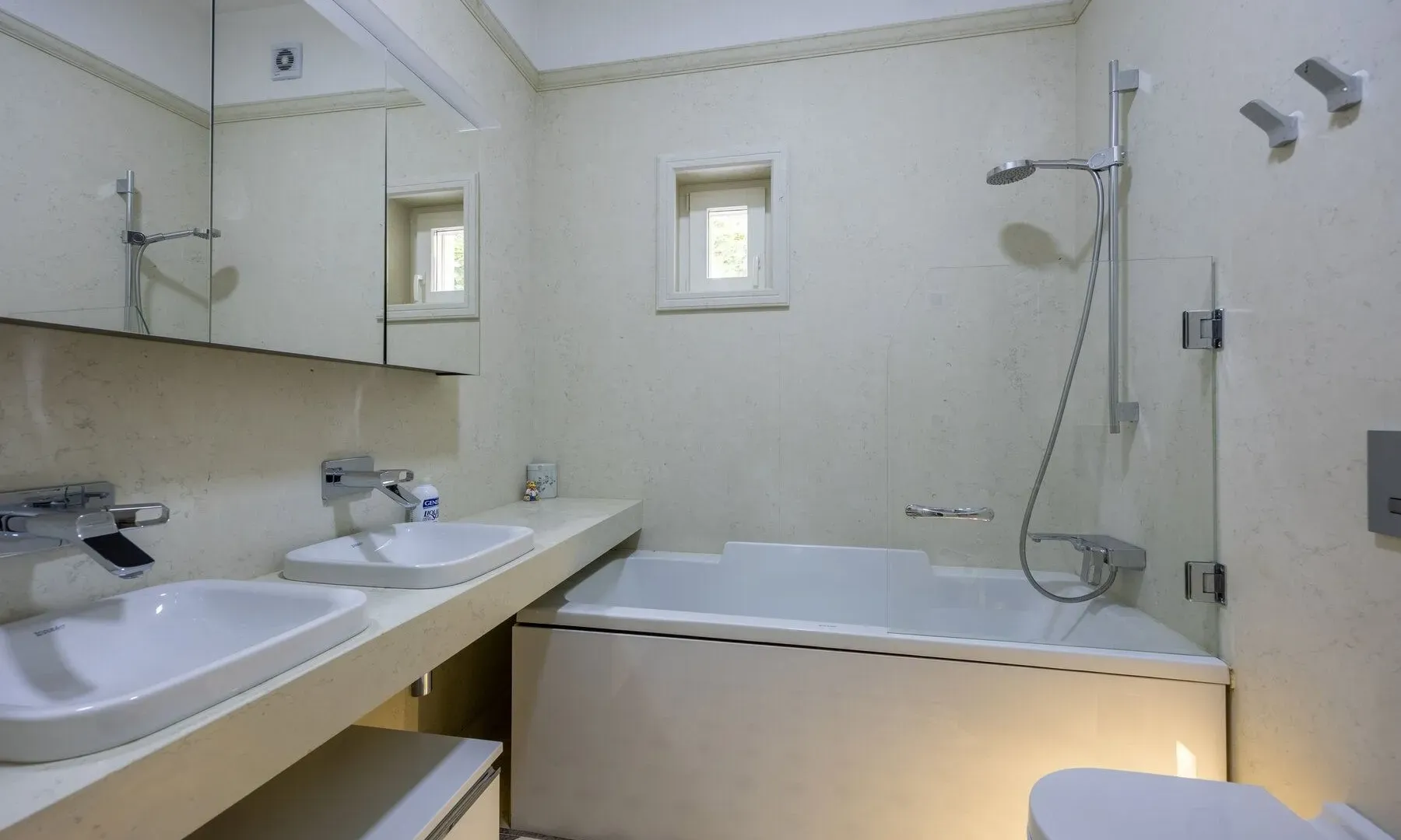Rent, house, 587m², Dobrota, Kotor