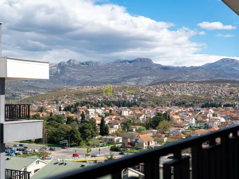 Prodaja, dvosoban stan, 57m², Gorica C, Podgorica - image 12