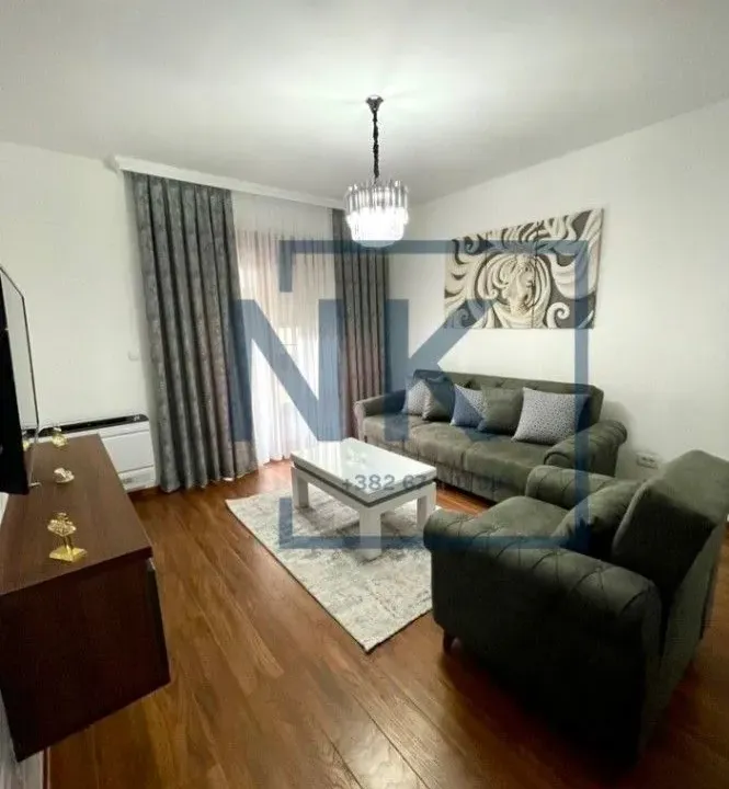 Izdavanje, dvosoban stan, 69m², Master Kvart, Podgorica