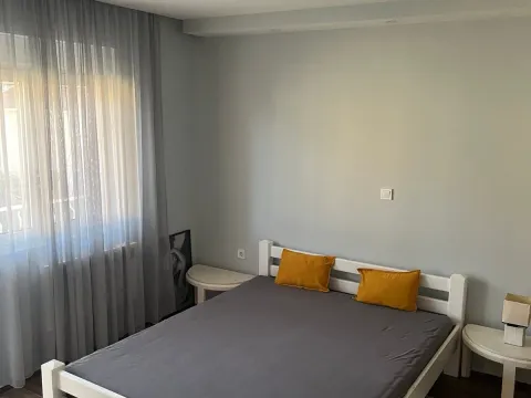 Rent, two bedroom apartment, 75m², Podgorica, Crna Gora - image 7