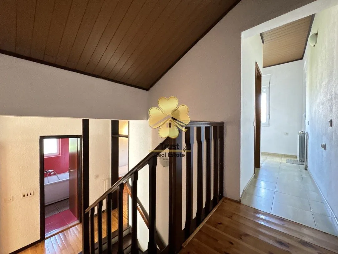Rent, house, 200m², Stari Aerodrom, Podgorica