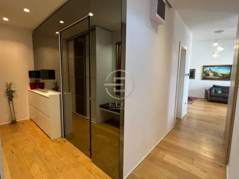 Prodaja, trosoban stan, 117m², Centar, Novi Sad - image 24