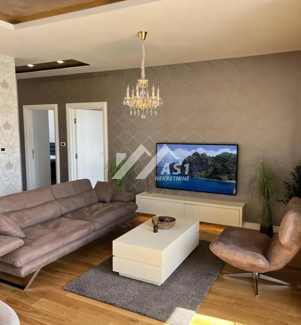 Rent, four bedroom apartment, 123m², Sajam, Novi Sad Sve Podlokacije