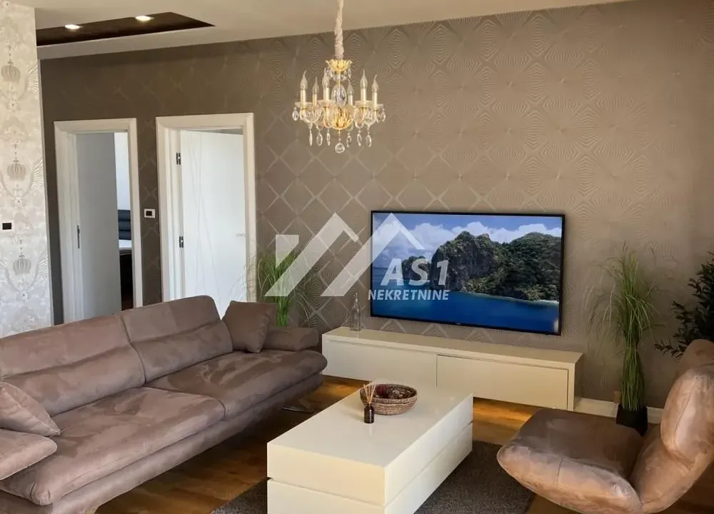 Rent, four bedroom apartment, 123m², Sajam, Novi Sad Sve Podlokacije