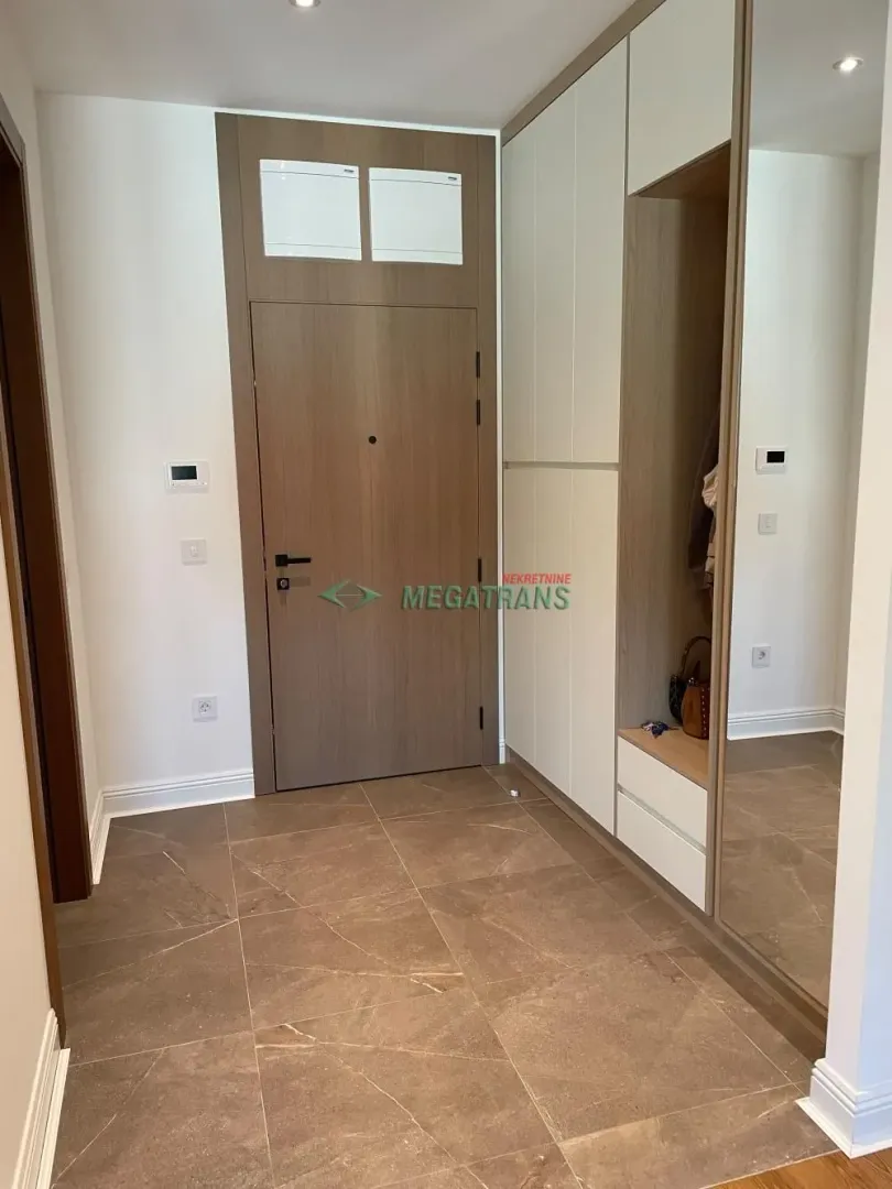 Izdavanje, dvosoban stan, 55m², Adamovićevo Naselje, Novi Sad Sve Podlokacije