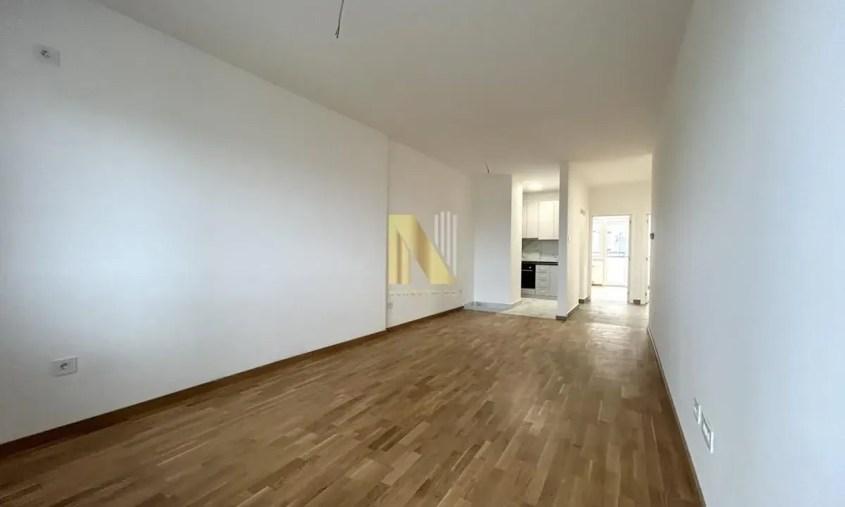 Izdavanje, poslovni prostor, 63m², Avijatičarsko naselje, Novi Sad Sve Podlokacije