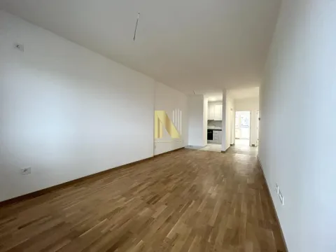 Poslovni prostor in Avijatičarsko naselje