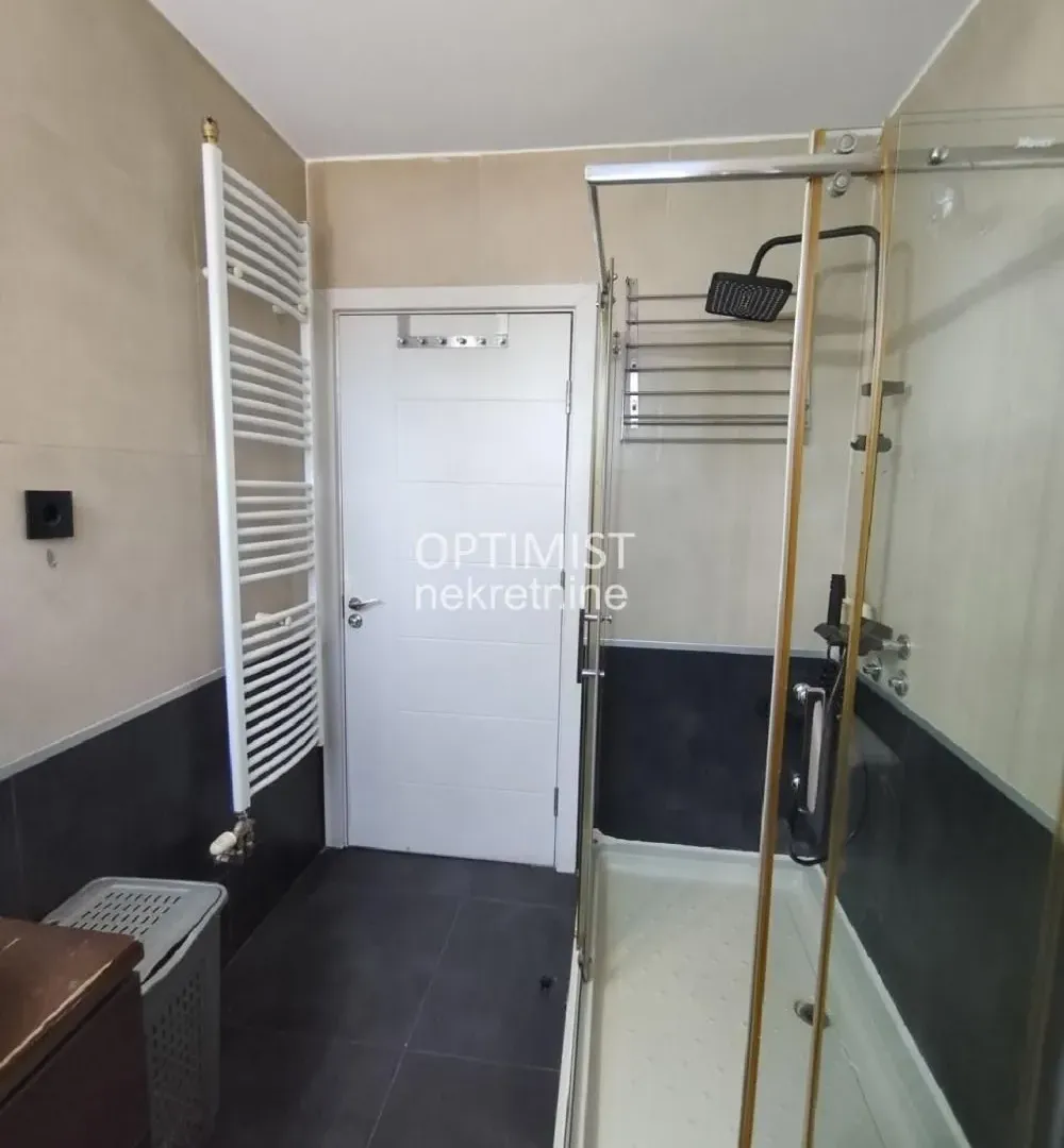 Sale, four bedroom apartment, 115m², Voždovac Sve Podlokacije, Beograd