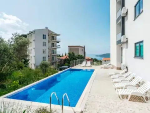 Izdavanje, garsonjera, 30m², Bečići, Budva - image 4