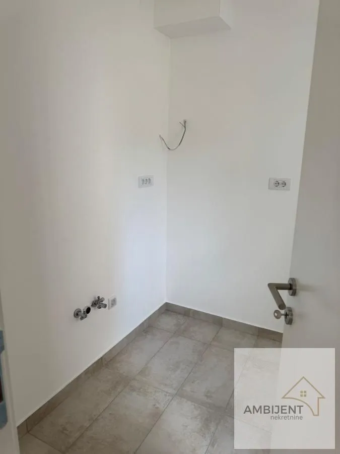 Sale, two bedroom apartment, 42m², Ledine, Beograd