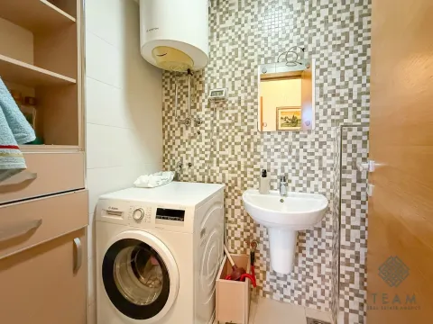 Prodaja, dvosoban stan, 64m², City Kvart, Podgorica - image 10