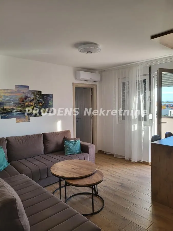 Prodaja, dvosoban stan, 58m², Ledine, Beograd