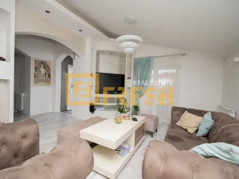 Sale, house, 250m², Zagorič, Podgorica - image 5