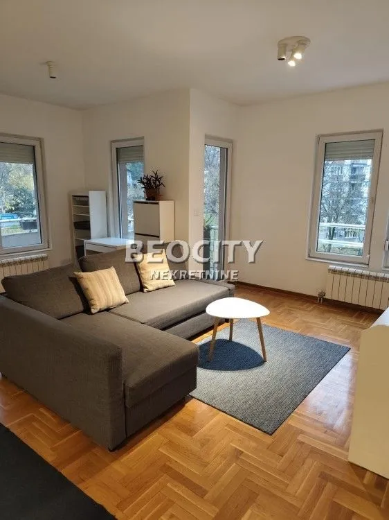 Izdavanje, dvosoban stan, 55m², Kanarevo Brdo, Beograd