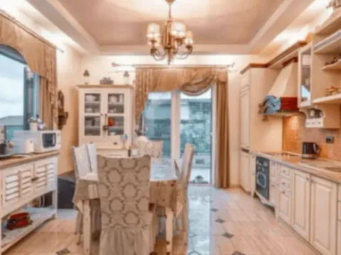 Izdavanje, kuća, 450m², Bečići, Budva - image 2