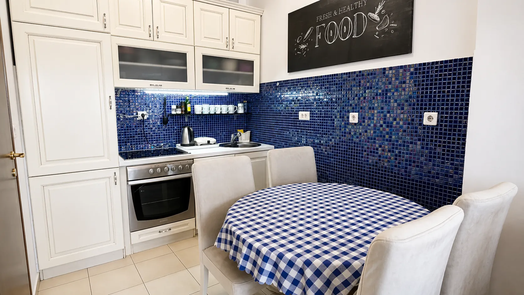 Izdavanje, jednosoban stan, 52m², City Kvart, Podgorica